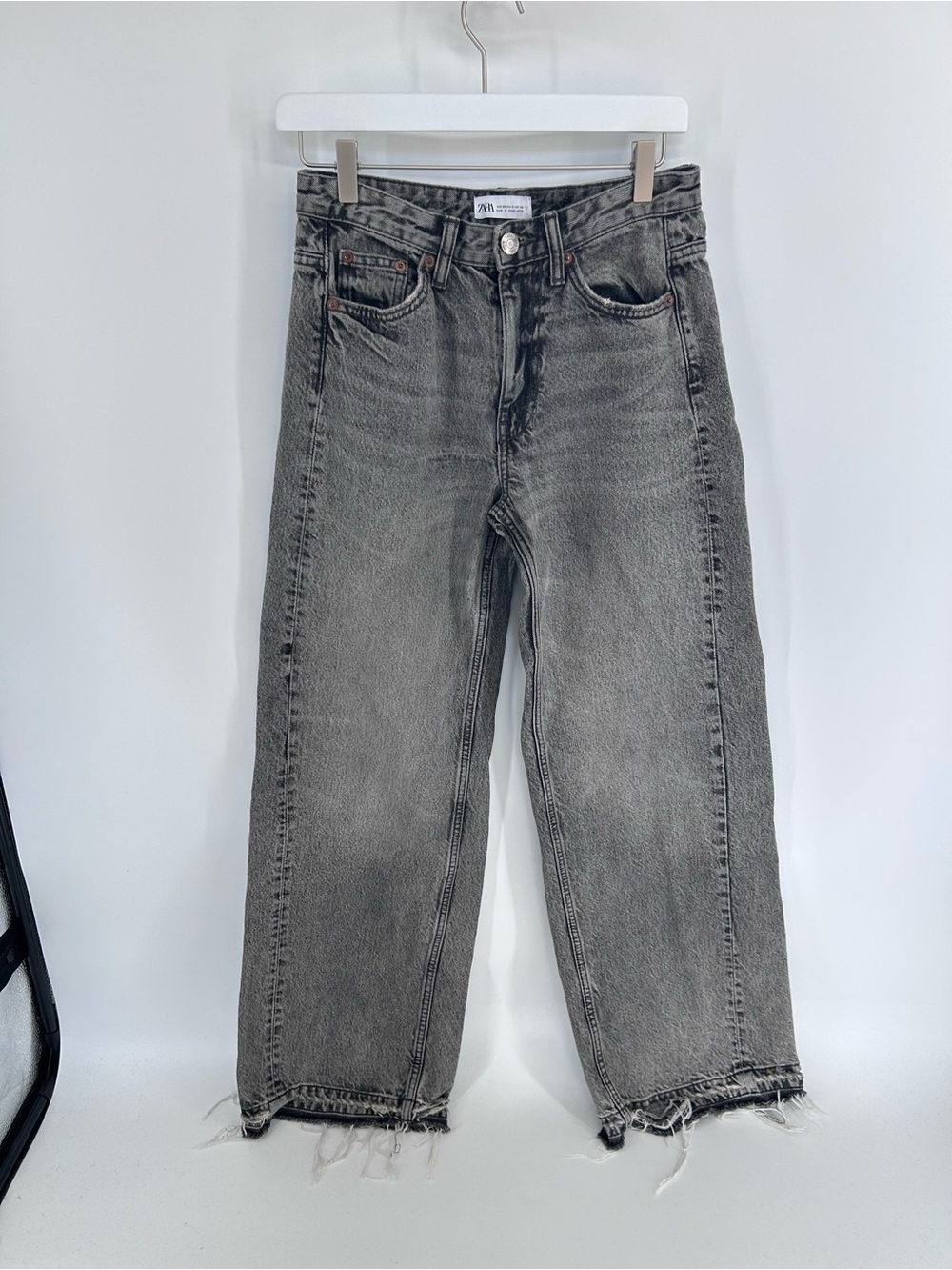 Zara Raw Frayed Hem Denim Culotte Jeans Washed Gray Wide Leg - Size 2/28